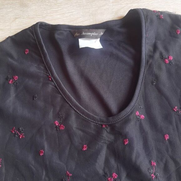 90s Y2K Mesh Embroidery Crop Short Sleeve Tee Baby Tee Vday - Picture 3 of 5